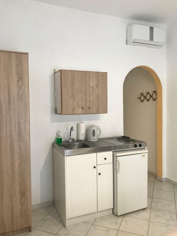 Floros Apartments آغيوس ستيفانوس المظهر الخارجي الصورة