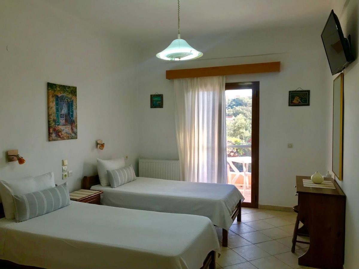 Floros Apartments آغيوس ستيفانوس المظهر الخارجي الصورة